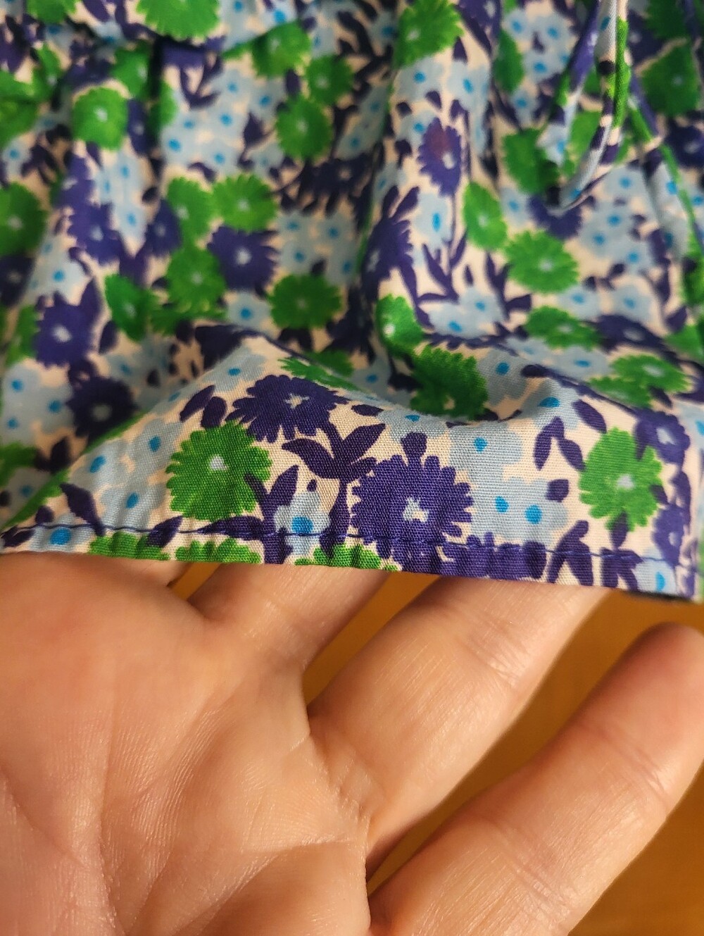 Zara dainty ditsy floral puff sleeve Milkmaid crop. Blue, green, purple. Small - Picture 11 of 16